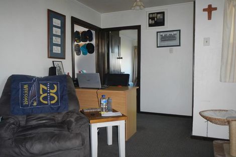 Photo of property in 2 Cape Foulwind Road, Carters Beach, Westport, 7892