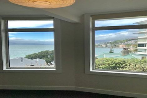 Photo of property in 7 Oriental Terrace, Oriental Bay, Wellington, 6011