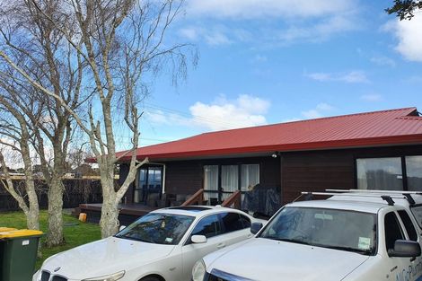 Photo of property in 12 Sutton Road, Drury, 2113