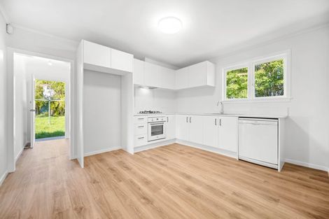 Photo of property in 350 West Coast Road, Glen Eden, Auckland, 0602