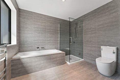 Photo of property in 1 Parkview Drive, Gulf Harbour, Whangaparaoa, 0930