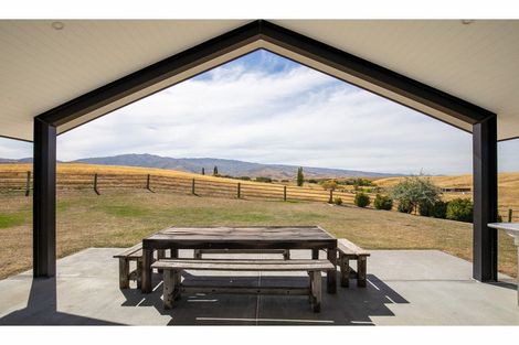 Photo of property in Nelsen Ridge Road, Waikerikeri, Alexandra, 9393