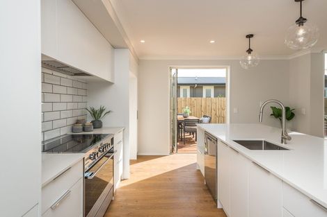 Photo of property in 94 Glenstrae Road, Redcliffs, Christchurch, 8081