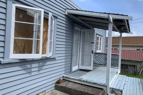 Photo of property in 1302b Dominion Road, Mount Roskill, Auckland, 1041