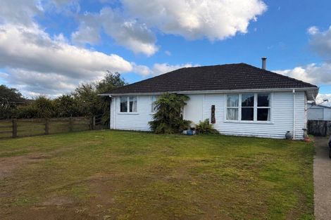 Photo of property in 16 Robertshawe Crescent, Dannevirke, 4930