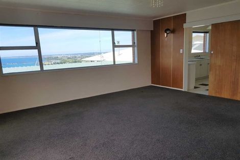 Photo of property in 31 Findlay Street, Moturoa, New Plymouth, 4310