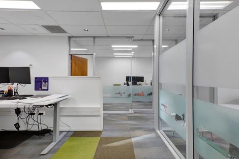 Photo of property in 330 Devon Street West, New Plymouth, 4310