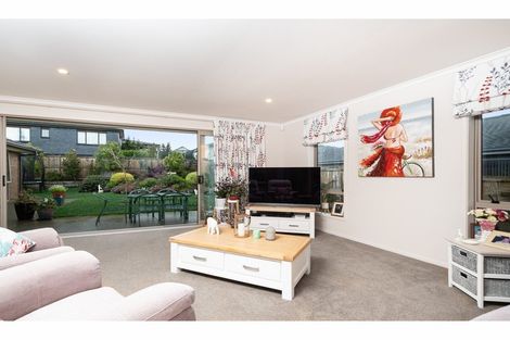 Photo of property in 18 Josh Road, Huapai, Kumeu, 0810