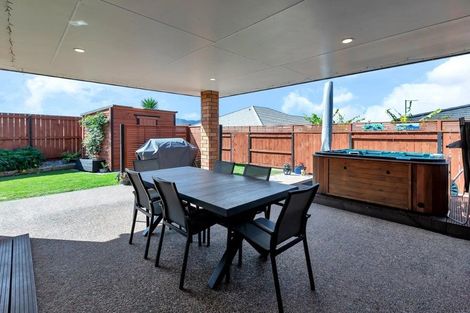 Photo of property in 59 Kowi Lakes Drive, One Tree Point, 0118