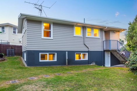 Photo of property in 7 Kapekape Place, Pukerua Bay, 5026