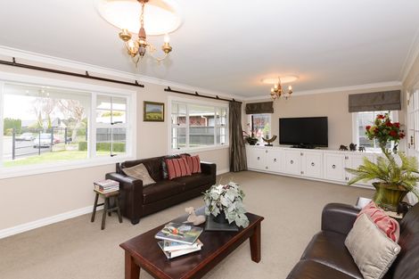 Photo of property in 45 Kentucky Way, Awapuni, Palmerston North, 4412