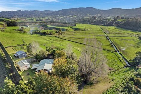 Photo of property in 115 State Highway 2, Katikati, 3170