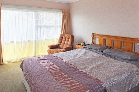 Photo of property in 14 Mack Street, Foxton Beach, Foxton, 4815