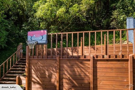 Photo of property in 79 Sunshine Avenue, Karori, Wellington, 6012