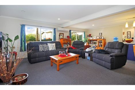 Photo of property in 6a Mclean Avenue, Papatoetoe, Auckland, 2025