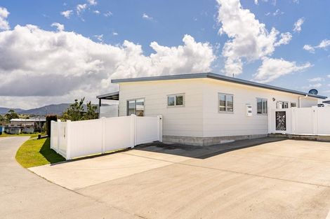 Photo of property in 5 Northcoast Place, Mangawhai Heads, Mangawhai, 0505