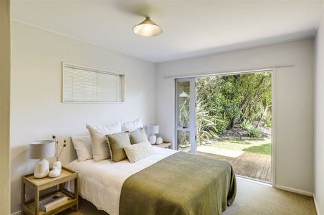 Photo of property in 3 Redwood Place, Te Awanga, 4102