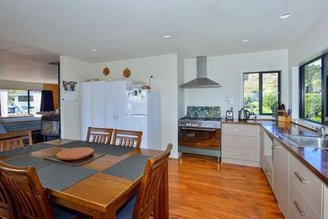 Photo of property in 9 Bill Nolan Place, Mahia, 4198