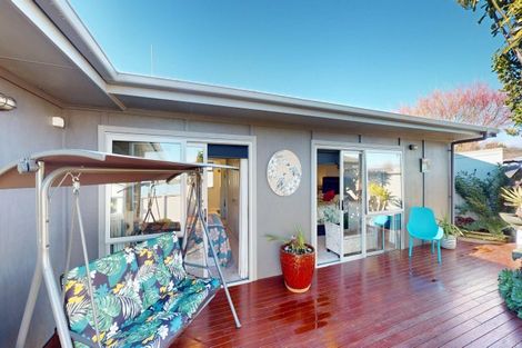 Photo of property in 107 Ryder Crescent, Levin, 5510