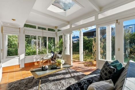 Photo of property in 147 Straven Road, Fendalton, Christchurch, 8014