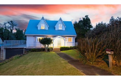 Photo of property in 14a South Lynn Road, Titirangi, Auckland, 0604