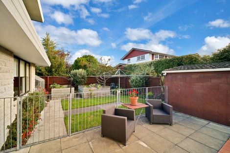 Photo of property in 287 Avonhead Road, Avonhead, Christchurch, 8042