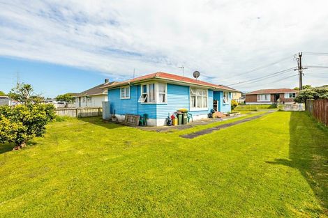 Photo of property in 6 Fisher Crescent, Otara, Auckland, 2023