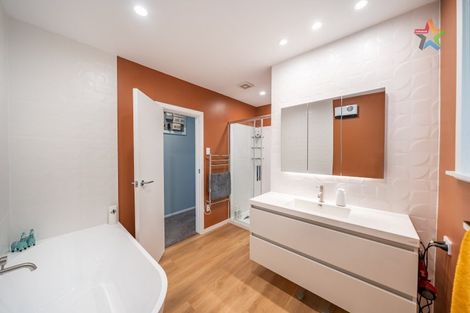 Photo of property in 27 Wyndrum Avenue, Waterloo, Lower Hutt, 5011