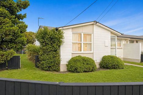 Photo of property in 32 Jollie Street, Linwood, Christchurch, 8062