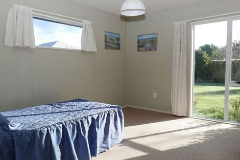 Photo of property in 68 Regency Crescent, Redwood, Christchurch, 8051