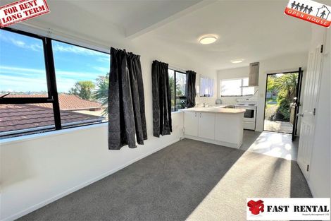 Photo of property in 2/186 Stapleford Crescent, Browns Bay, Auckland, 0630