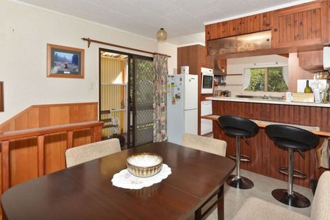 Photo of property in 92 Owhiwa Road, Parua Bay, Onerahi, 0192