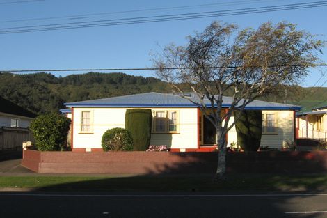 Photo of property in 151 Stokes Valley Road, Stokes Valley, Lower Hutt, 5019