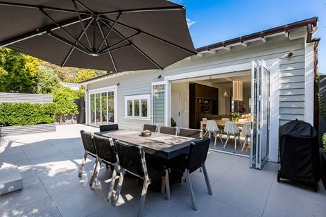 Photo of property in 15 Nikau Street, Eastbourne, Lower Hutt, 5013