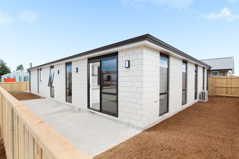 Photo of property in 25 Marion Crescent, Papamoa Beach, Papamoa, 3118