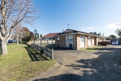 Photo of property in 3/152 Lincoln Road, Henderson, Auckland, 0610