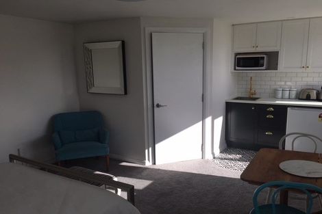 Photo of property in 3 Stafford Street, Mount Victoria, Wellington, 6011