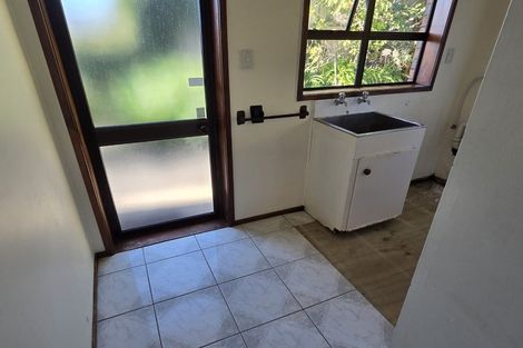 Photo of property in 13 Charles Dickens Drive, Mellons Bay, Auckland, 2014