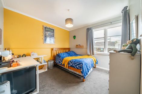 Photo of property in 14 Pempsey Street, Silverstream, Upper Hutt, 5019