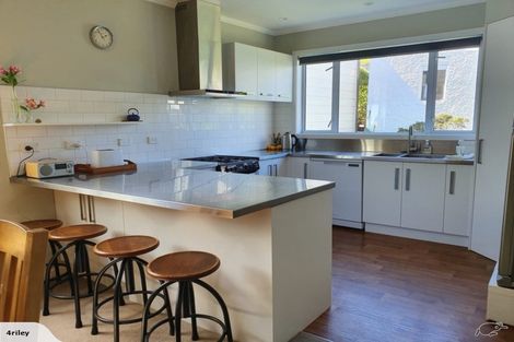 Photo of property in 30 Hiropi Street, Newtown, Wellington, 6021