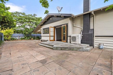 Photo of property in 156 Ferguson Street, West End, Palmerston North, 4412