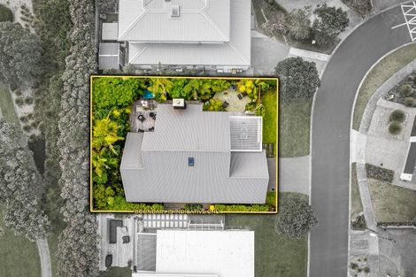 Photo of property in 16 Te Mana Street, Omaha, 0986