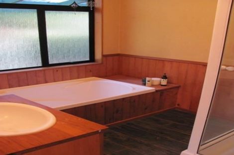 Photo of property in 38 Rakiura Parade, Otatara, Invercargill, 9879