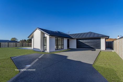 Photo of property in 14 Grey View Grove, Rangiora, 7400
