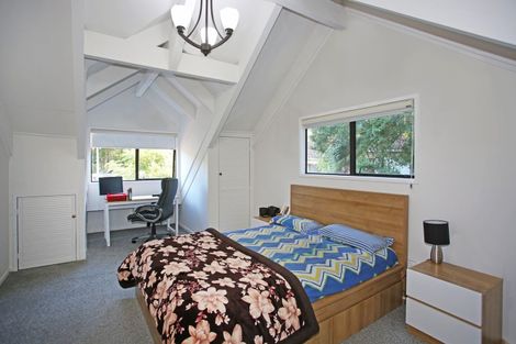 Photo of property in 30 Paulownia Place, Totara Heights, Auckland, 2105