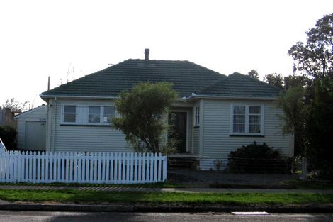 Photo of property in 35 Revans Street, Featherston, 5710