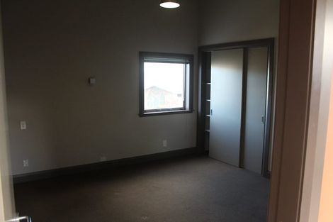 Photo of property in 98 Riddiford Street, Newtown, Wellington, 6021