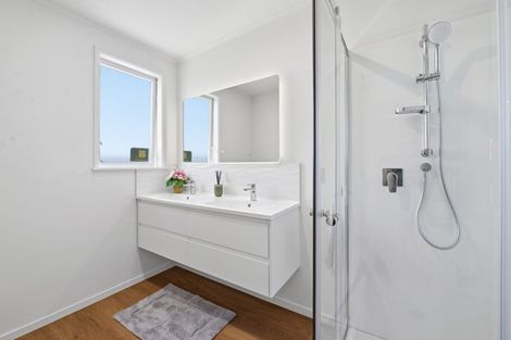 Photo of property in 5 Kouma Place, Fairy Springs, Rotorua, 3015