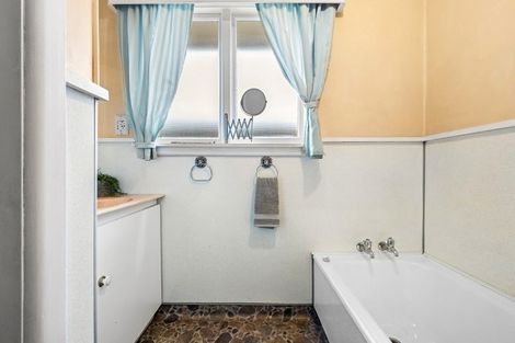 Photo of property in 17 Colligan Street, Upper Riccarton, Christchurch, 8041