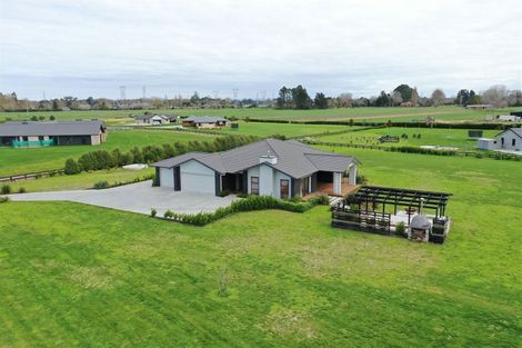 Photo of property in 10 Meadowpark Way, Matangi, Hamilton, 3283